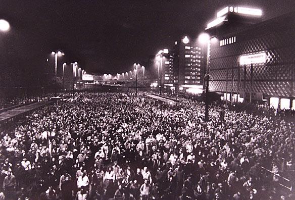 Multidões em Leipzig