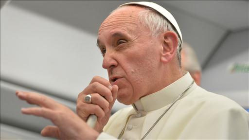 Antipapa Francisco rejeita abertamento o papado.