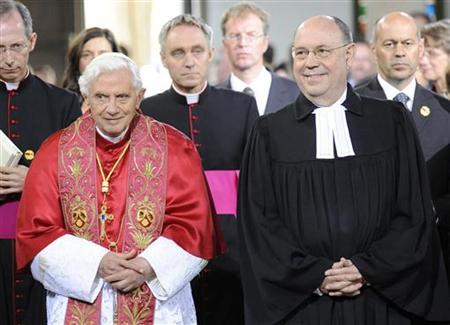 Bento XVI com seu parceiro luterano.